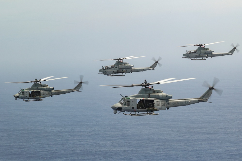 HMLA-169 Formation Flight