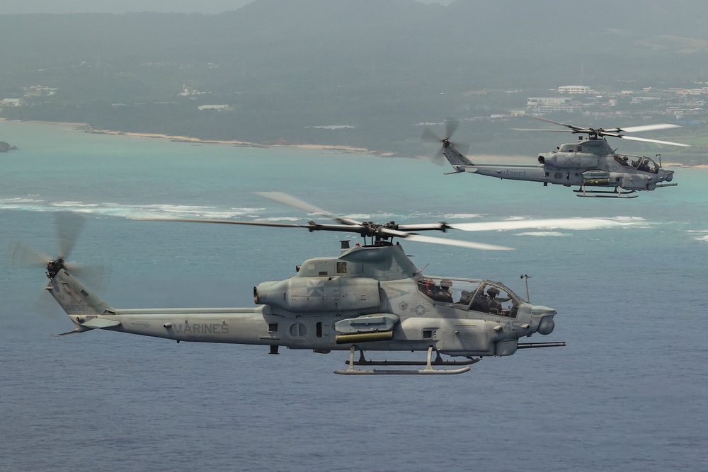 HMLA-169 Formation Flight