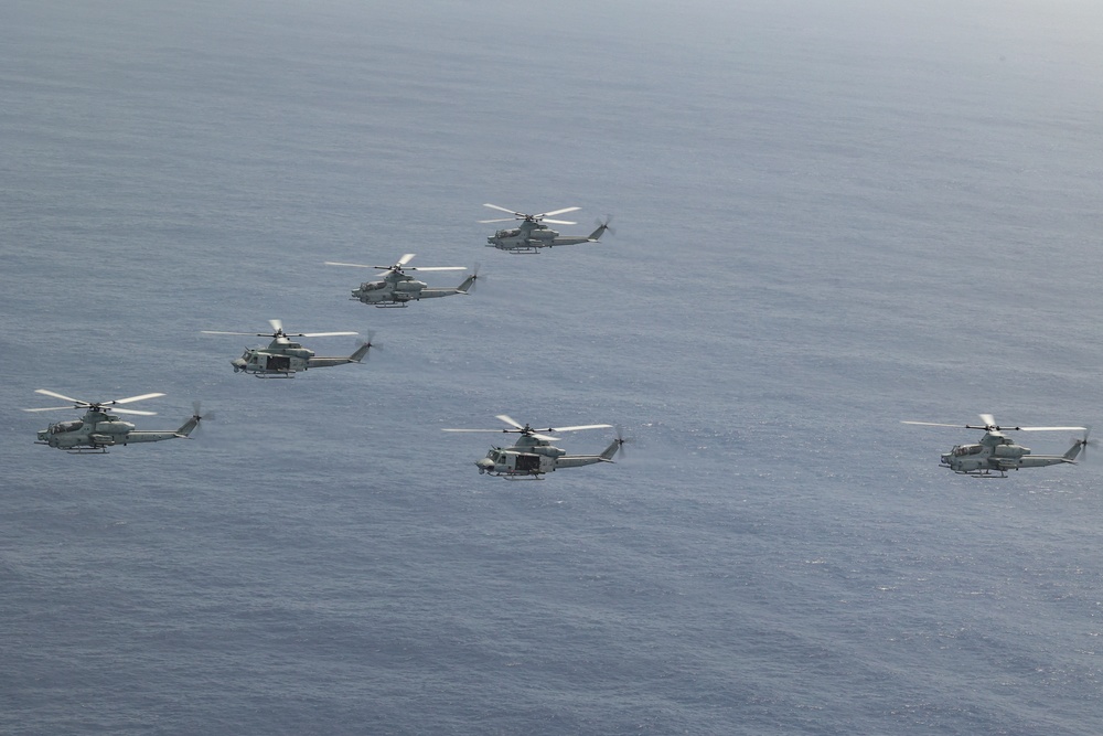 HMLA-169 Formation Flight