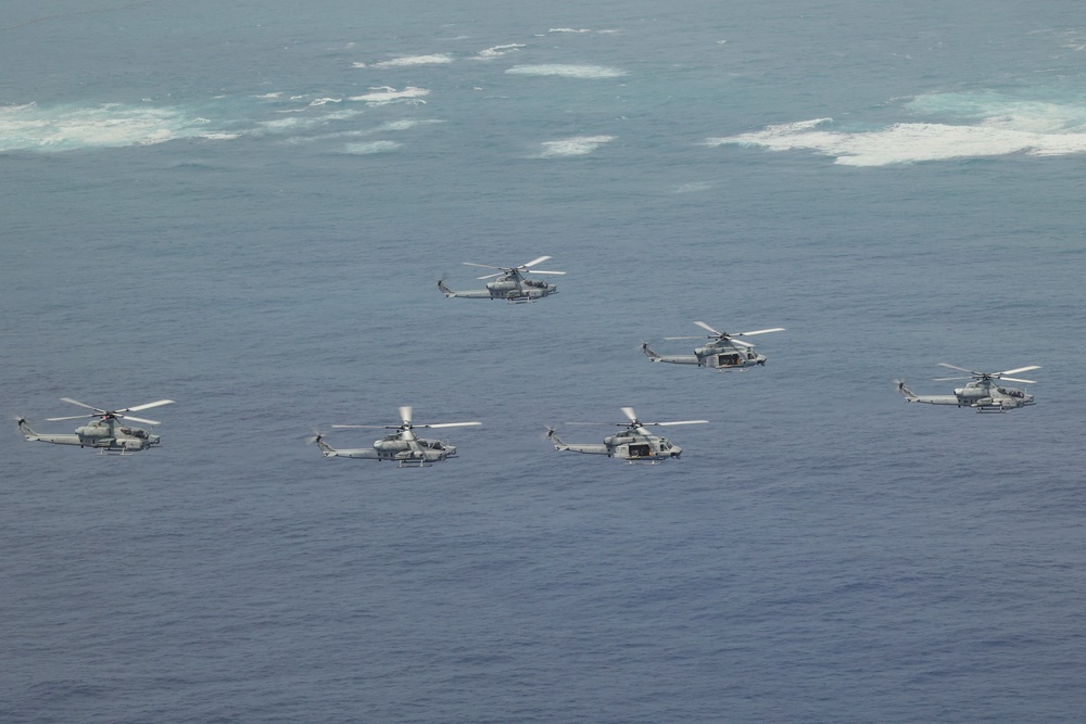 HMLA-169 Formation Flight