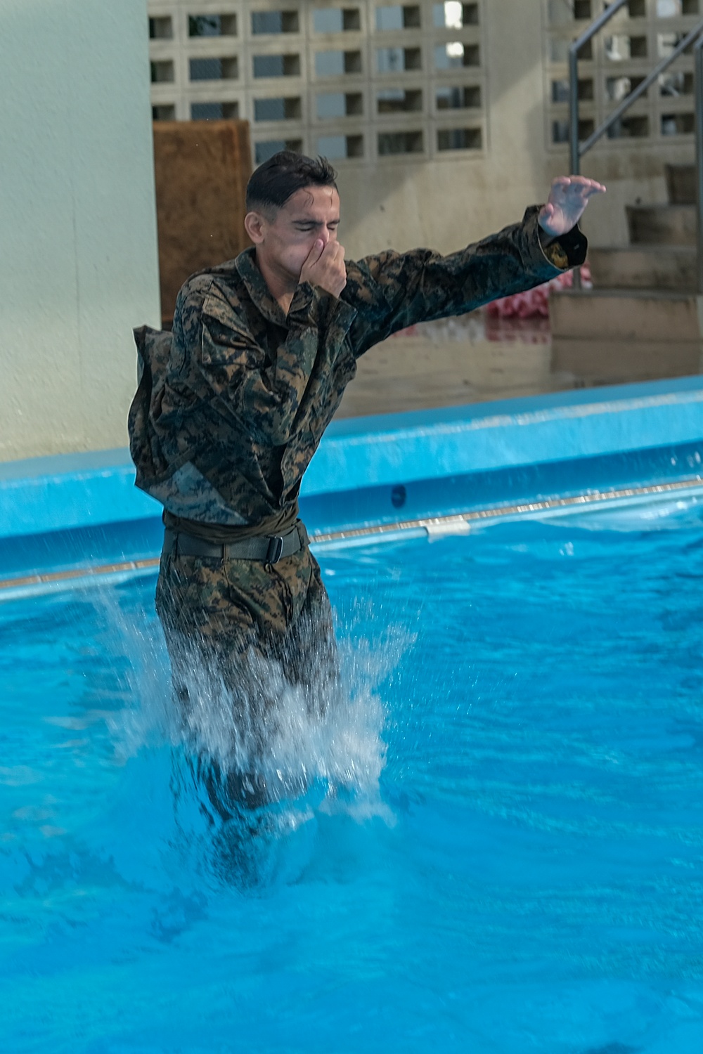 Marines with the 31st MEU conduct basic swim qualification