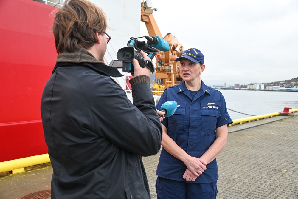 U.S. Coast Guard Healy moors in Tromsø, Norway