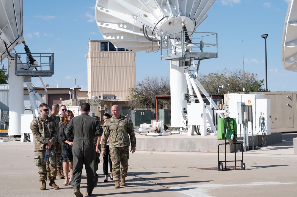 Holloman welcomes WSMR Command Sgt. Maj. Michael Cordery