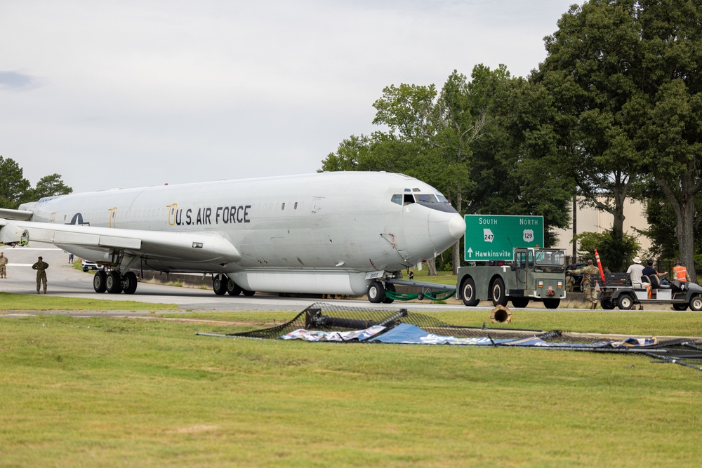 Photo of E-8C Joint STARS move to the Museum of Aviation