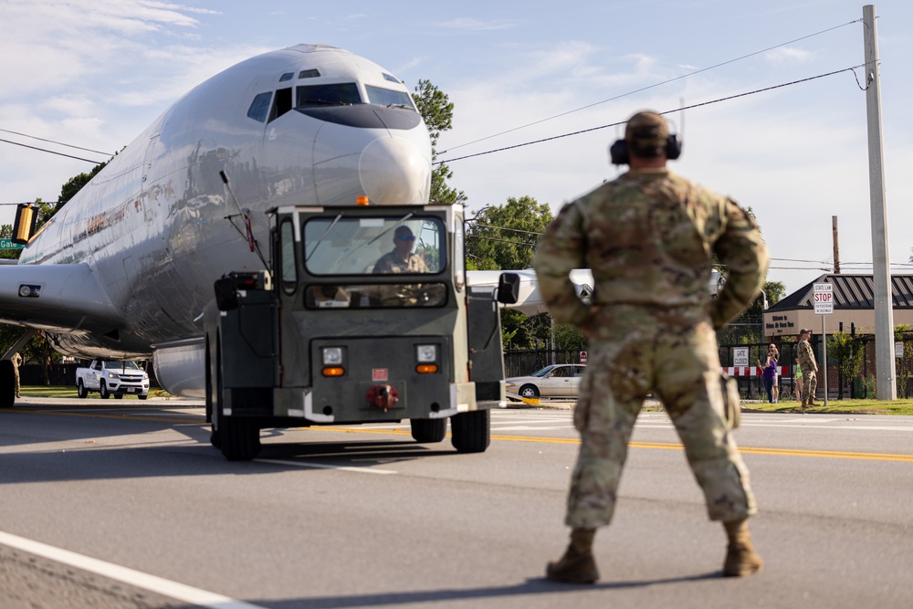 Photo of E-8C Joint STARS move to the Museum of Aviation