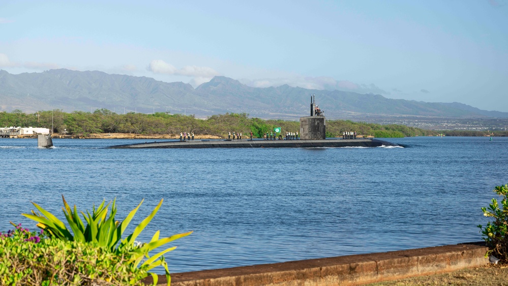 USS Charlotte (SSN 766)