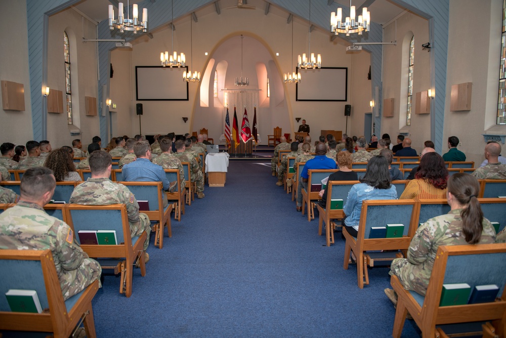 Dental Health Activity- Rheinland Pfalz Commander promoted to Colonel