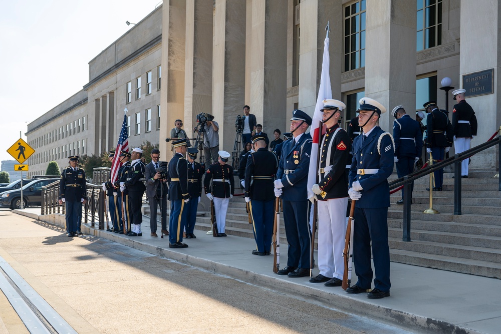 SD Lloyd J. Austin III hosts Japan's Defense Minister for Bilateral Meeting