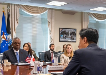 SD Lloyd J. Austin III hosts Japan's Defense Minister for Bilateral Meeting