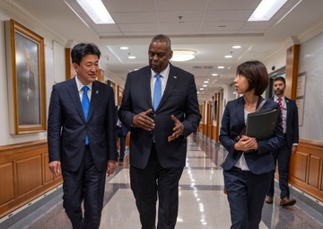SD Lloyd J. Austin III hosts Japan's Defense Minister for Bilateral Meeting