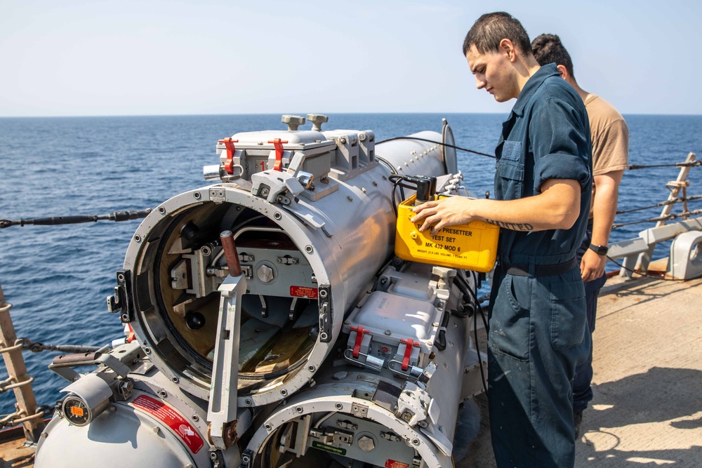 USS McFaul Torpedo Tube Maintenance