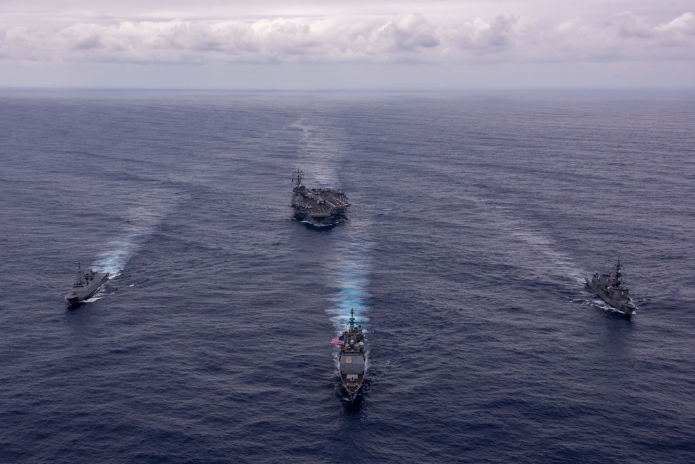 DVIDS - Images - USS Ronald Reagan (CVN 76) steams in formation with ...