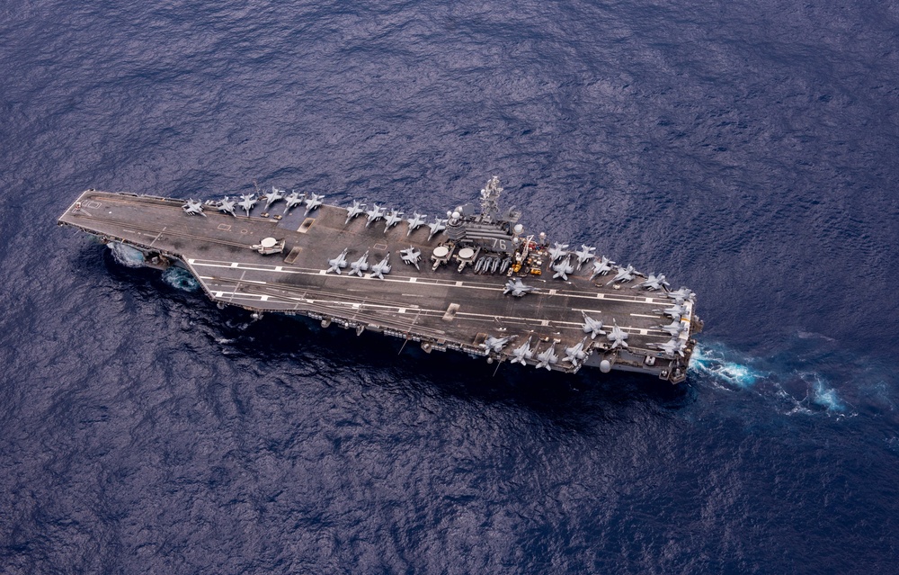 DVIDS - Images - USS Ronald Reagan (CVN 76) steams in formation with ...