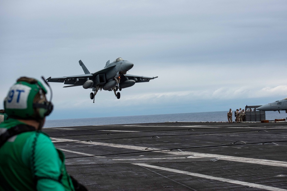 USS Ronald Reagan (CVN 76) conducts flight operations