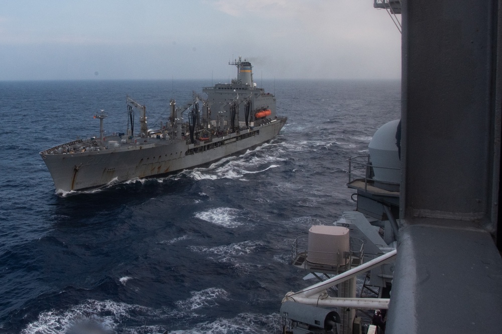 USS Ronald Reagan (CVN 76) conducts fueling-at-sea with USNS Rappahannock (T-AO 204)