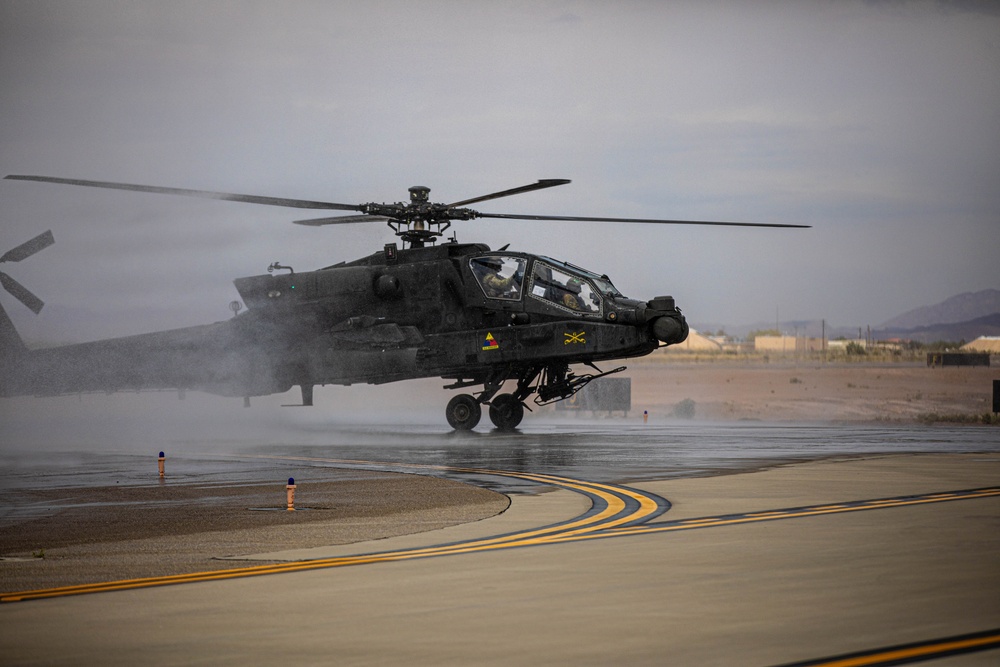 AH-64 Apache lands at Fort Bliss after nine months in Europe