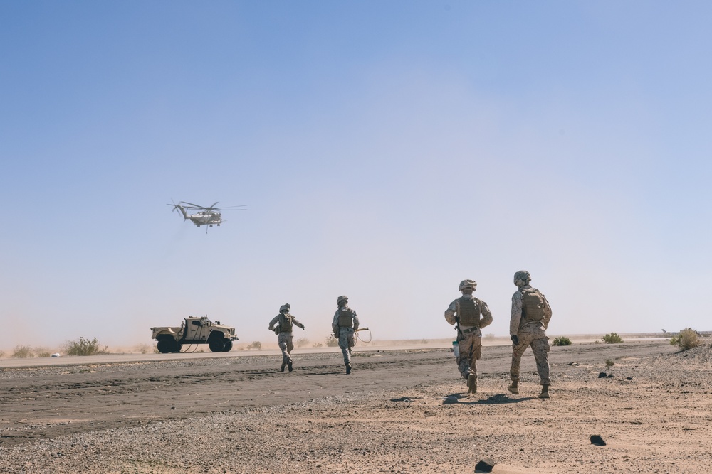 U.S. Marines attached to 8th Engineer Support Battalion Conduct Helicopter Support Team Operations