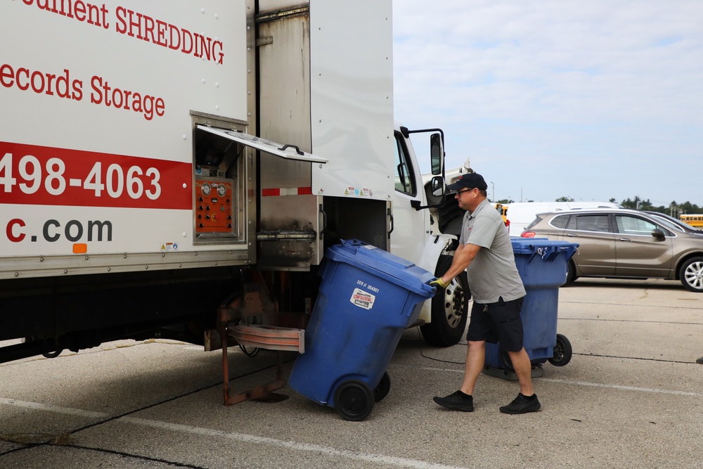 Fort McCoy holds massive fall 2023 paper shredding, recycling; event reflects Army Energy Action Month ideals