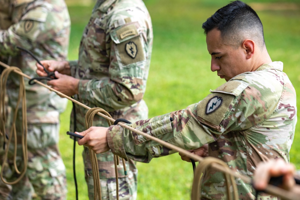 25th Infantry Division Hosts Best Medic Competition