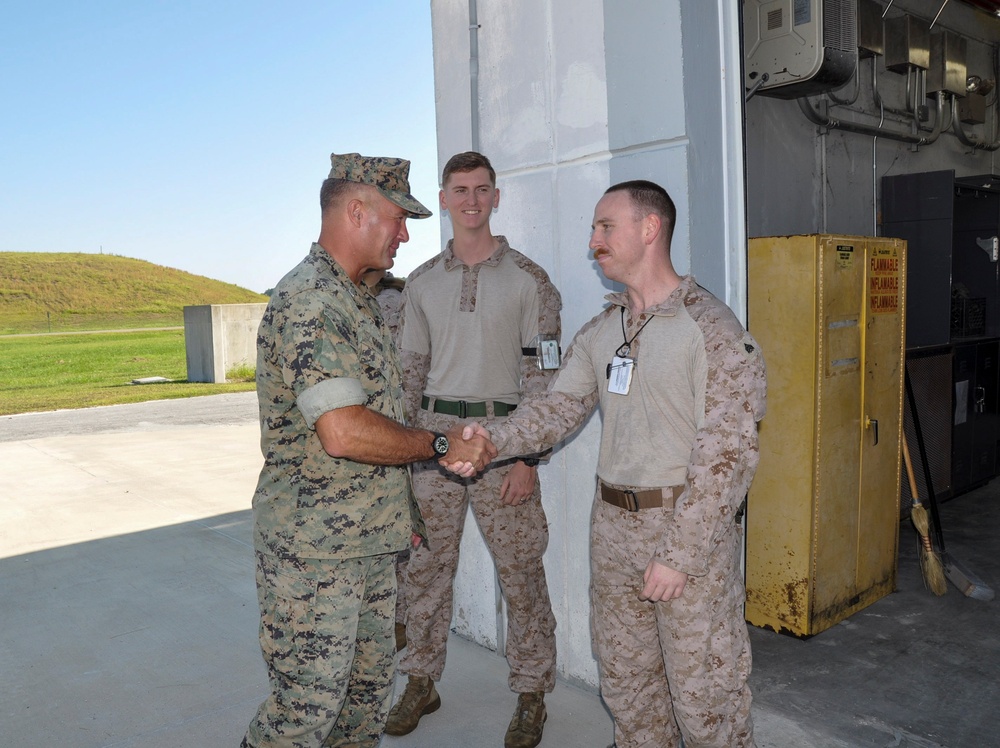 Col. Matthew Good visits MCSFBn Kings Bay