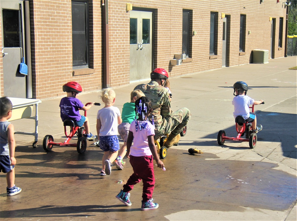 Garrison commander visits Fort McCoy Child Development Center