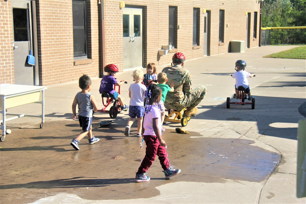 Garrison commander visits Fort McCoy Child Development Center