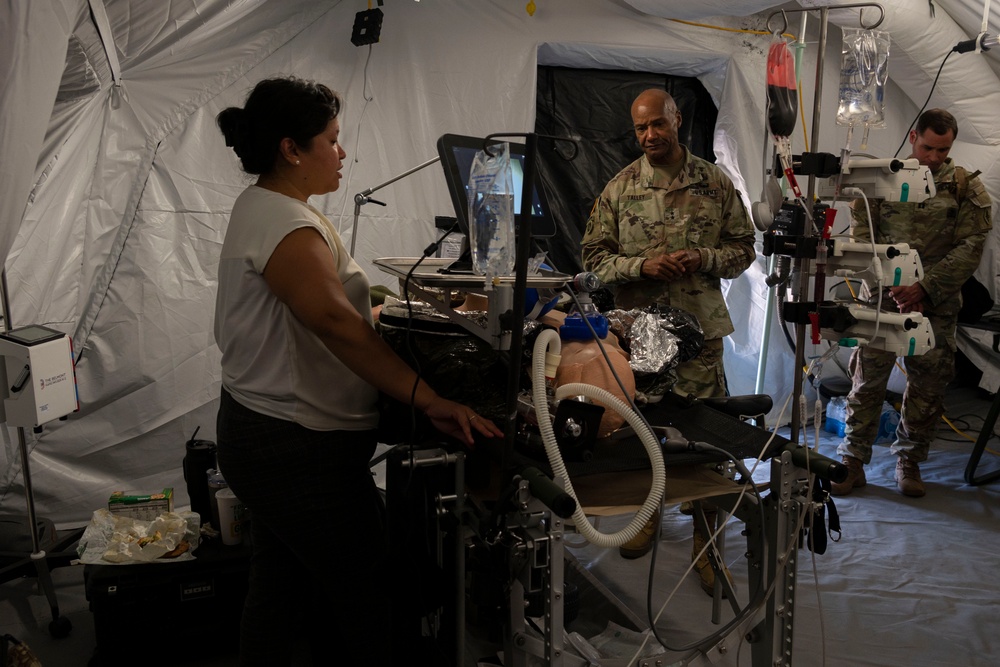 USAMMDA team supports Medical Warfighter Forum in Texas