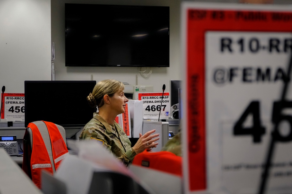 Washington National Guard all-hazards leadership visit FEMA Region 10 Regional Response Coordination Center