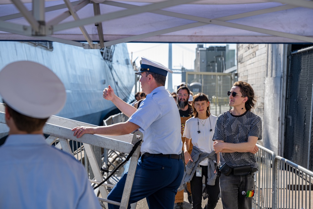 Coast Guard offers ship tours during 2023 San Francisco Fleet Week