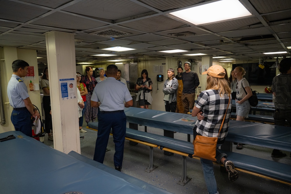 Coast Guard offers ship tours during 2023 San Francisco Fleet Week