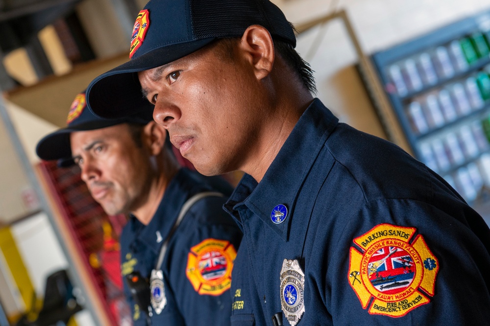 Pacific Missile Range Facility Supports Kauai Fire Department in Fighting Fire