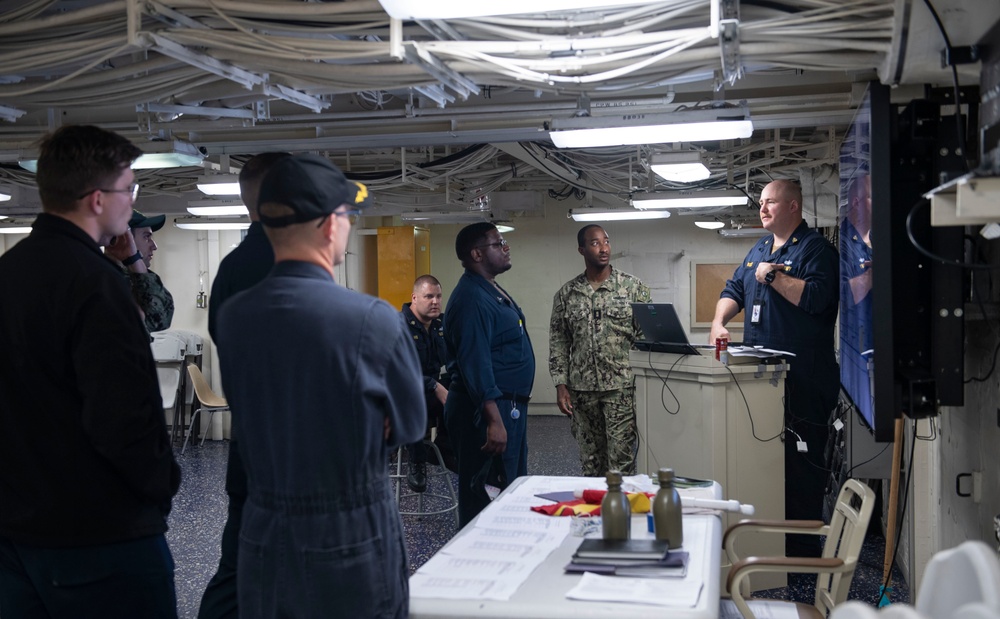 USS America (LHA 6) Conducts Damage Control Training