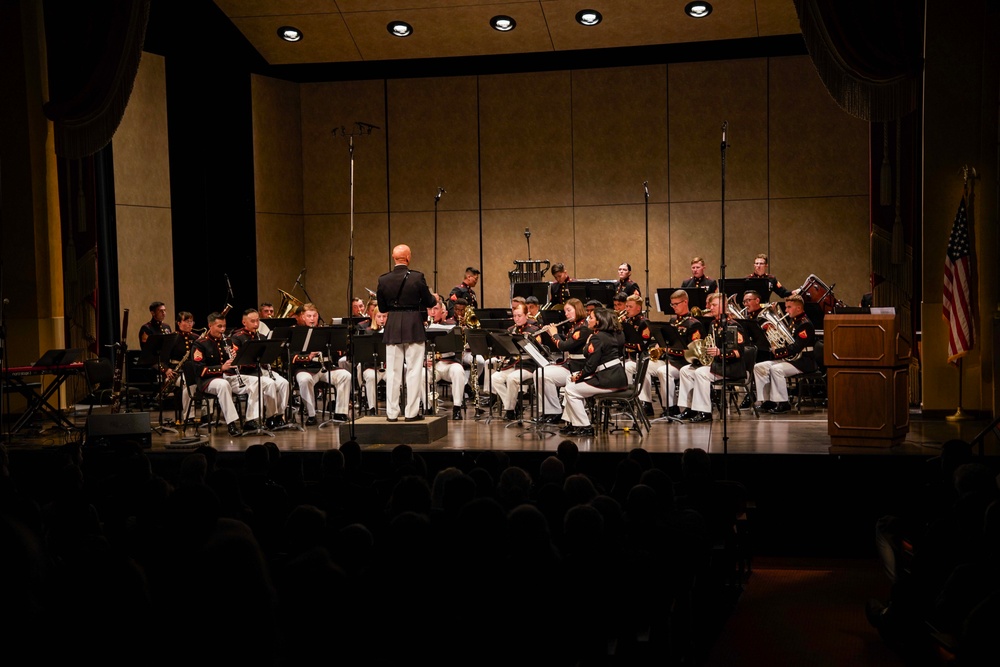 1st Marine Division Band Performs at the San Francisco War Memorial &amp; Performing Arts Center