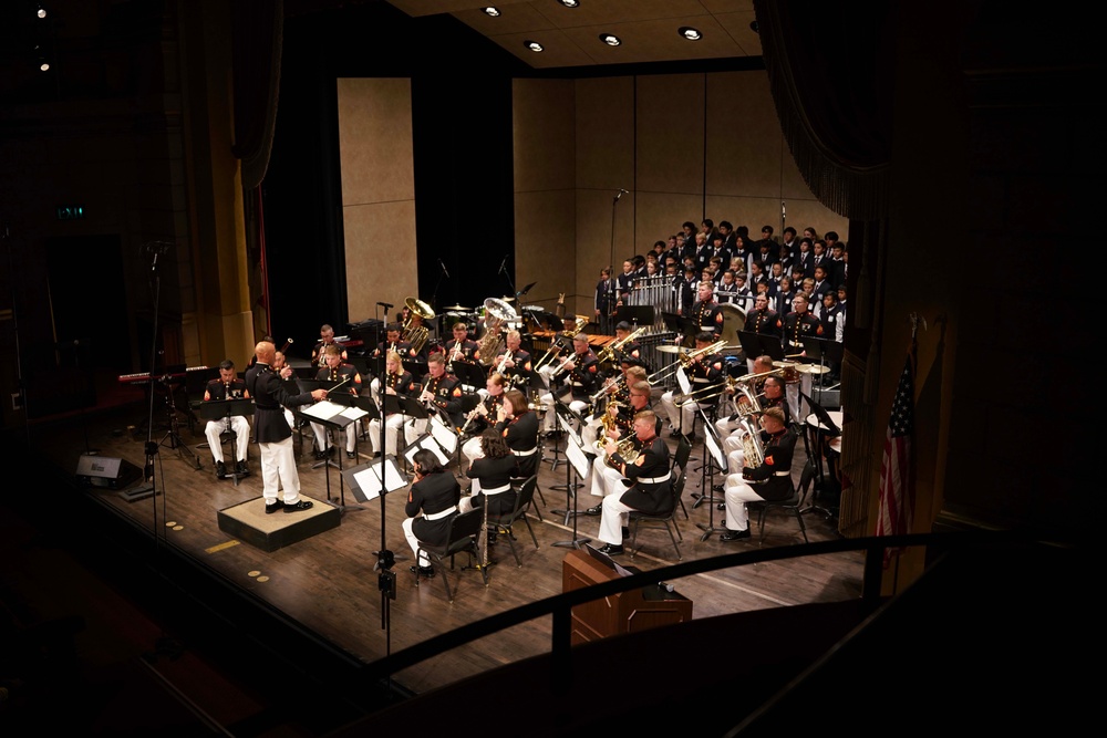 1st Marine Division Band Performs at the San Francisco War Memorial &amp; Performing Arts Center