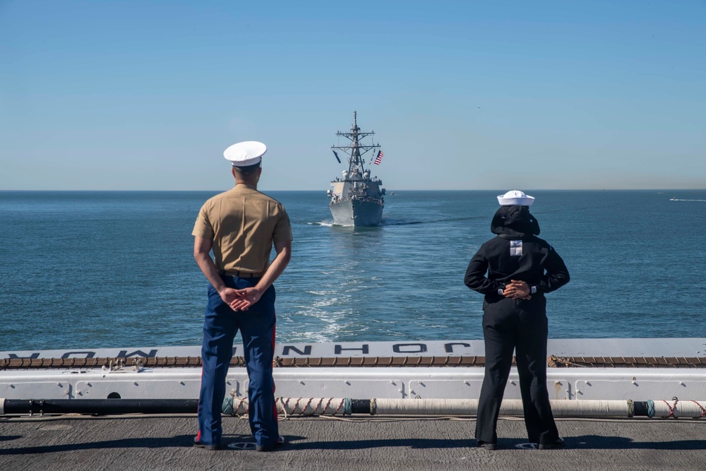 USS John P. Murtha Participates in San Francisco Fleet Week Parade of Ships