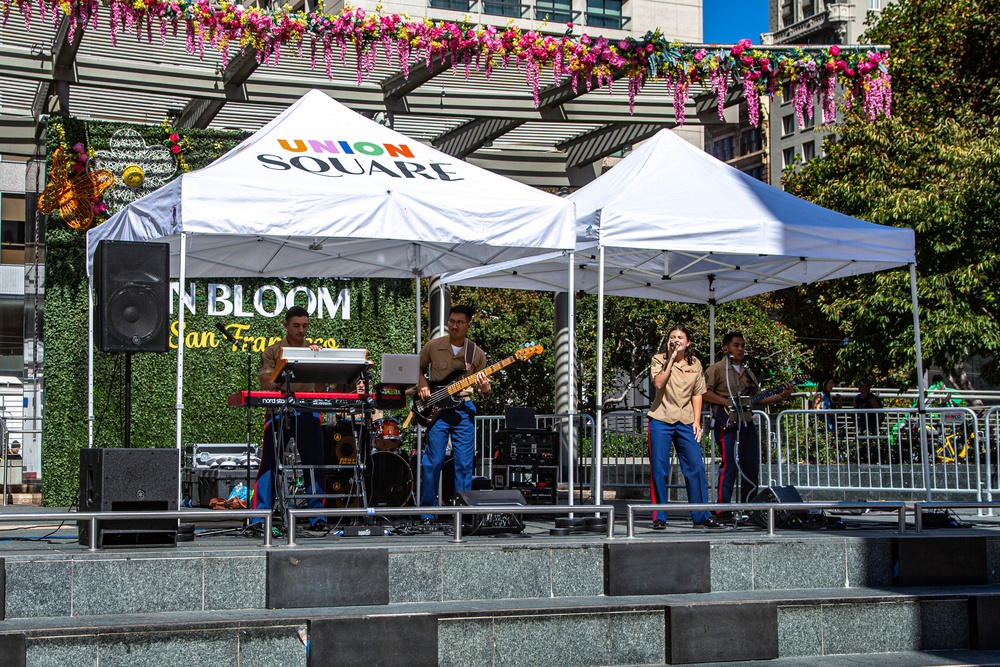 SF Fleet Week 23: 1st MARDIV Band at Union Square