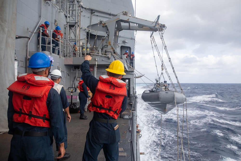 USS Antietam Small Boat Ops