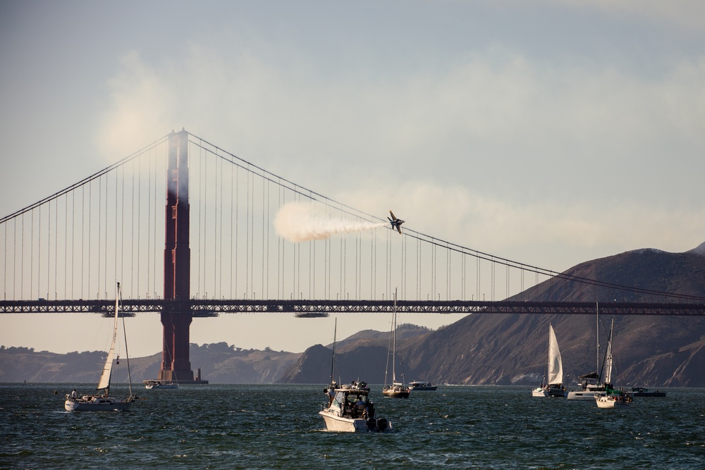 DVIDS Images The Blue Angels Perform During San Francisco Fleet