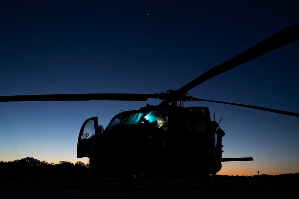 12th Aviation Battalion flies over Army Ten-Miler 2023