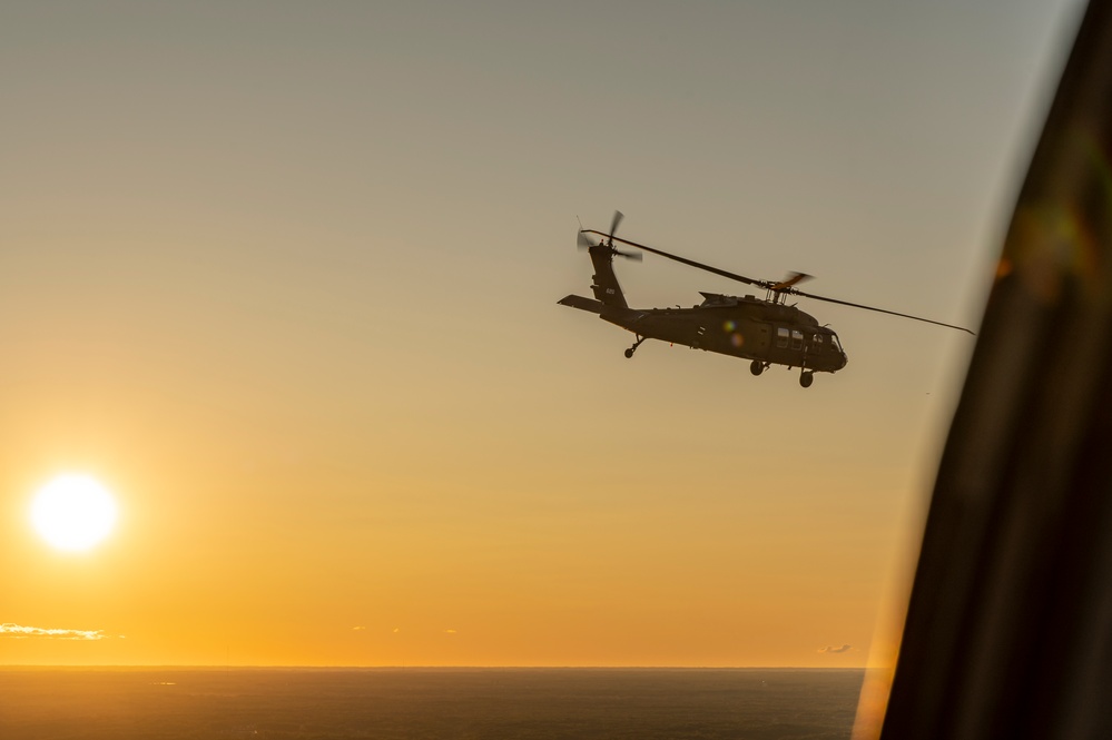 12th Aviation Battalion flies over Army Ten-Miler 2023