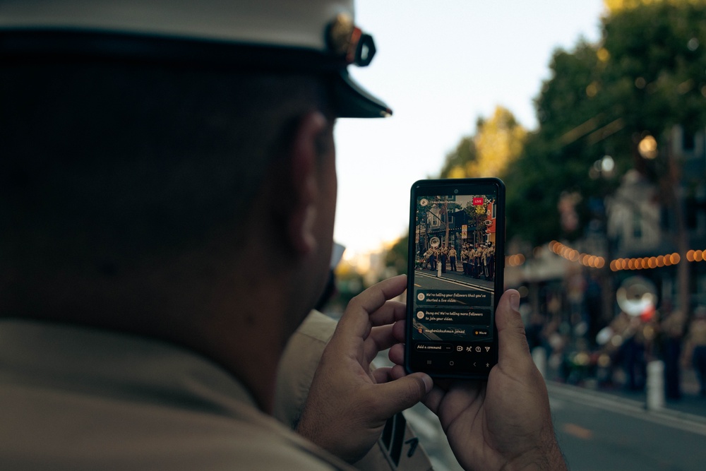 SF Fleet Week 23: Valencia St. Welcomes 1st MarDiv Band