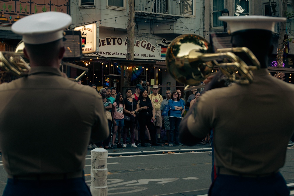 SF Fleet Week 23: Valencia St. Welcomes 1st MarDiv Band