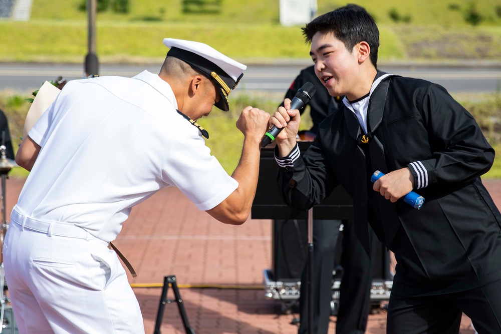 USS Ralph Johnson visits Jeju.