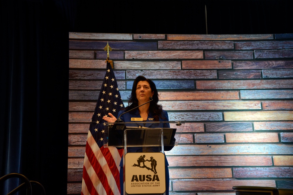 AUSA Military Family Forum 1: Transforming Army Prevention, Care, Education and Quality of Life