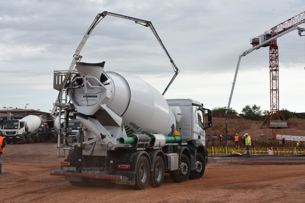 Concrete pouring for the new Spangdahlem Elementary School