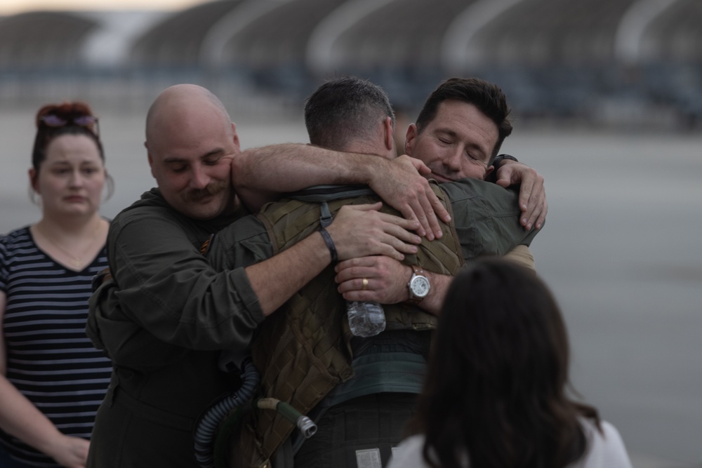 VMFA(AW)-224 returns from MCAS Miramar