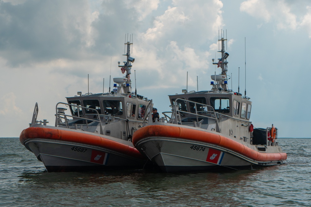 Coast Guard and Mexican navy train together to tackle illegal, unreported and unregulated fishing