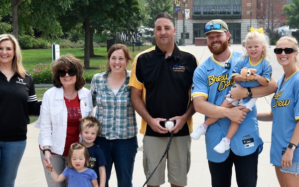 Faithful service: Wisconsin Army Guard veteran provided with service dog