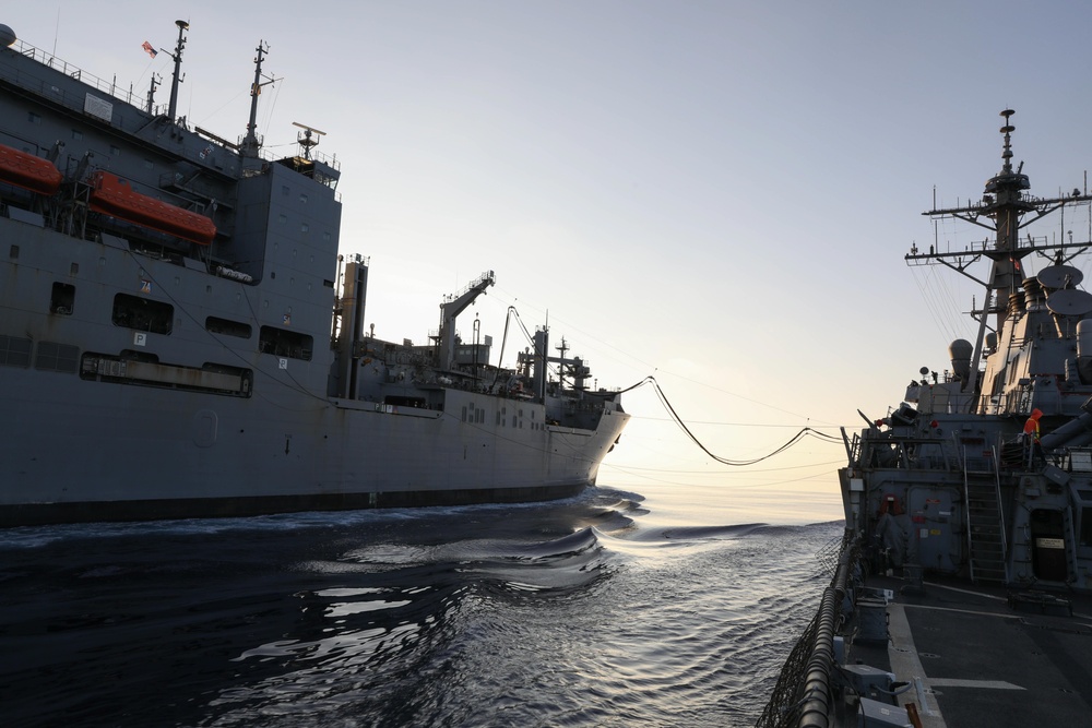 USS Ramage Conducts Underway Replenishment