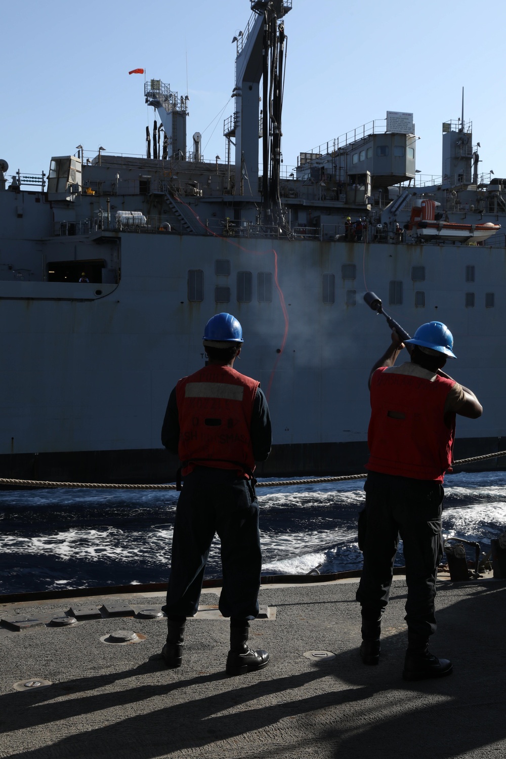 USS Ramage Conducts Underway Replenishment